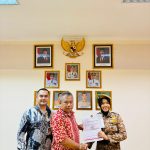 Penyerahan Hadiah Lomba Hasil Karya Pengemb. & Inovasi Pendidikan Tinggi Vokasi Kepamongprajaan 2025
